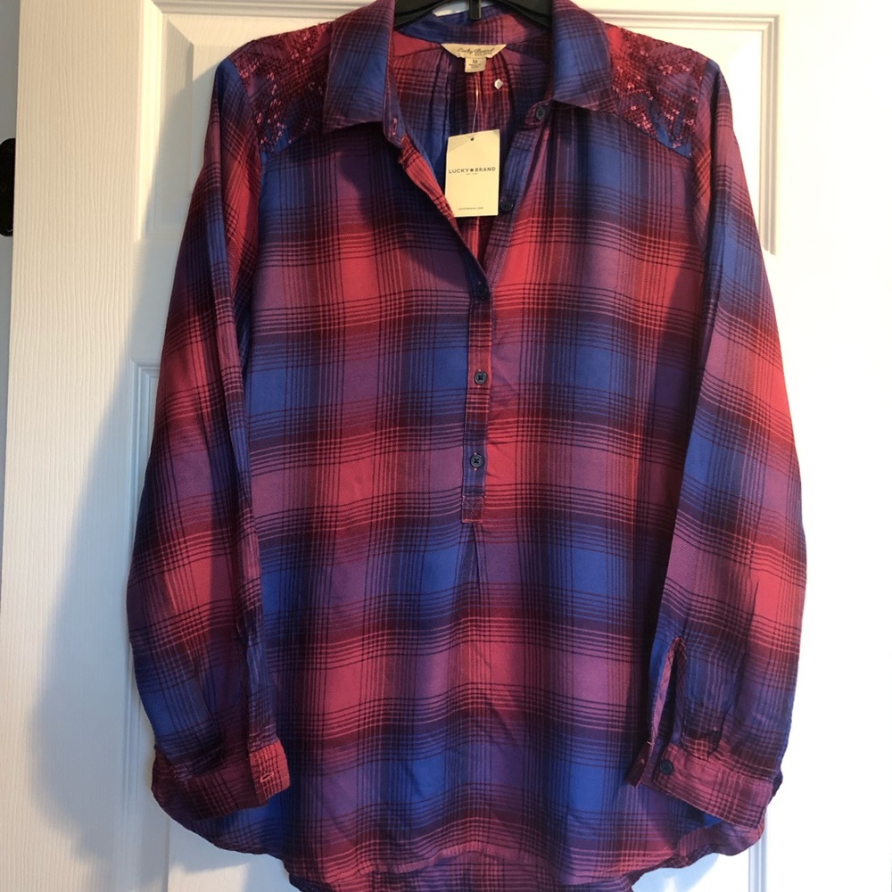 Lucky Brand ladies shirt NWT size M